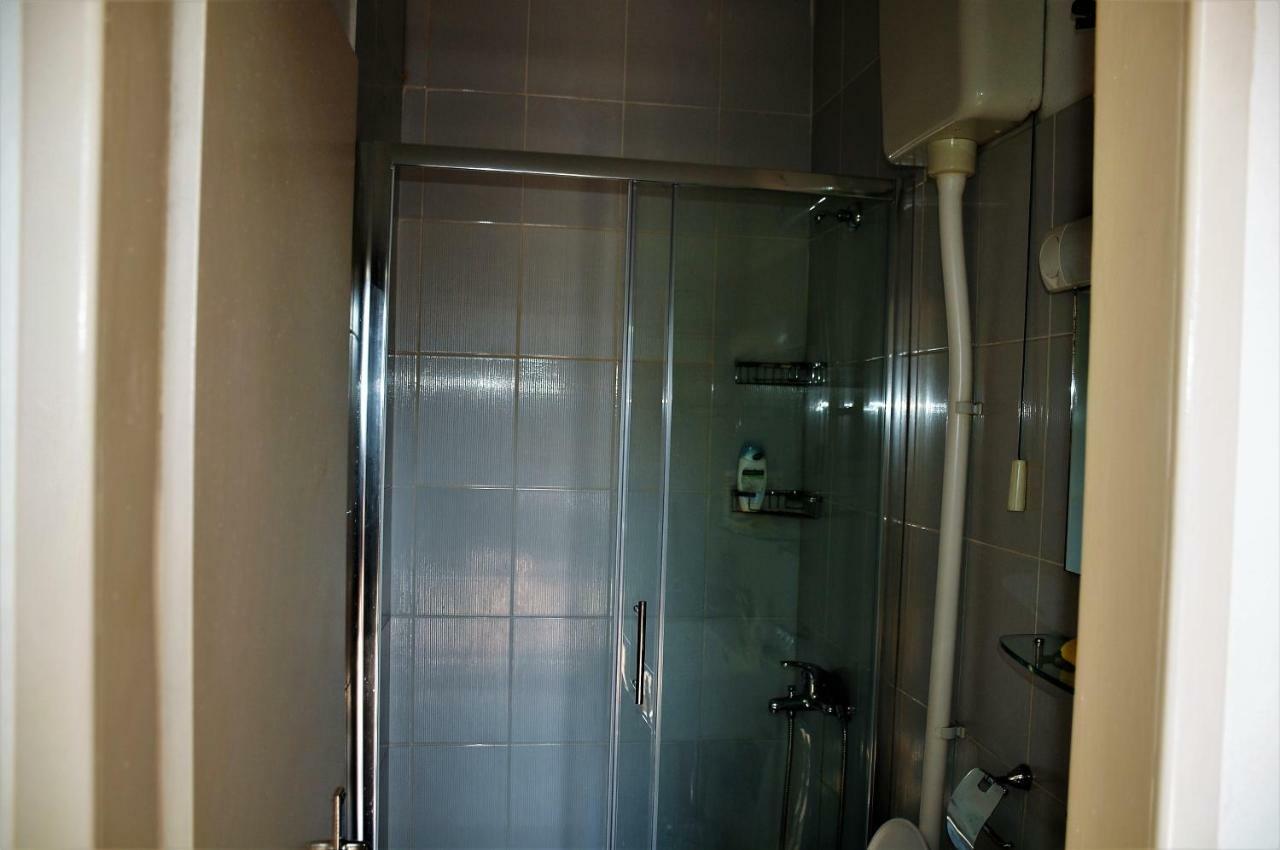 Apartmani Kadmen Ika Exteriör bild