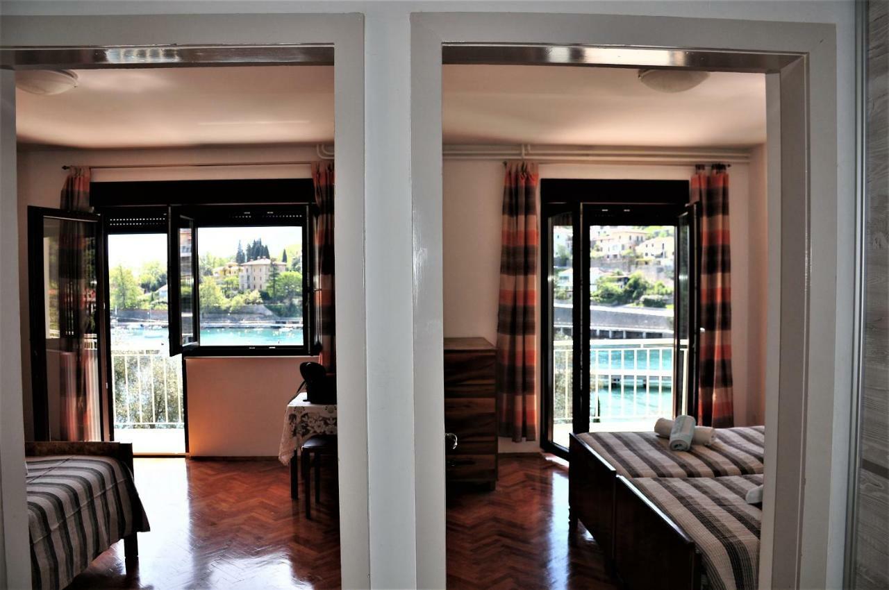 Apartmani Kadmen Ika Exteriör bild
